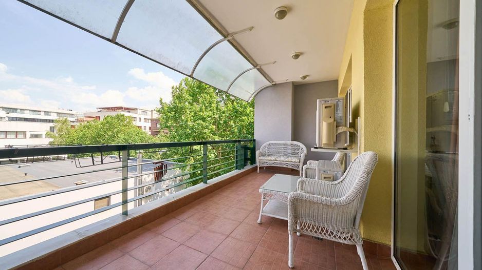 Apartament cu 3 camere decomandat în Herăstrău - Poză 21