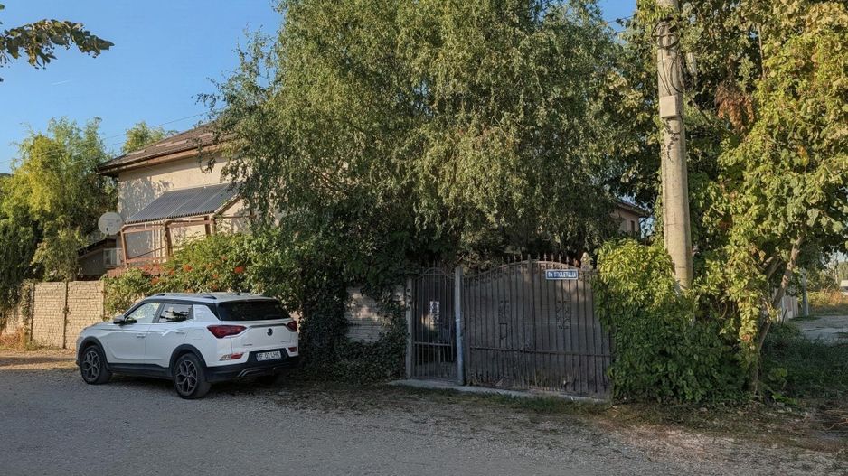 Padurea Cernica - Casa P+1+Pod Inalt, Lot pe Colt 250 Mp, Mobilata - Poză 2