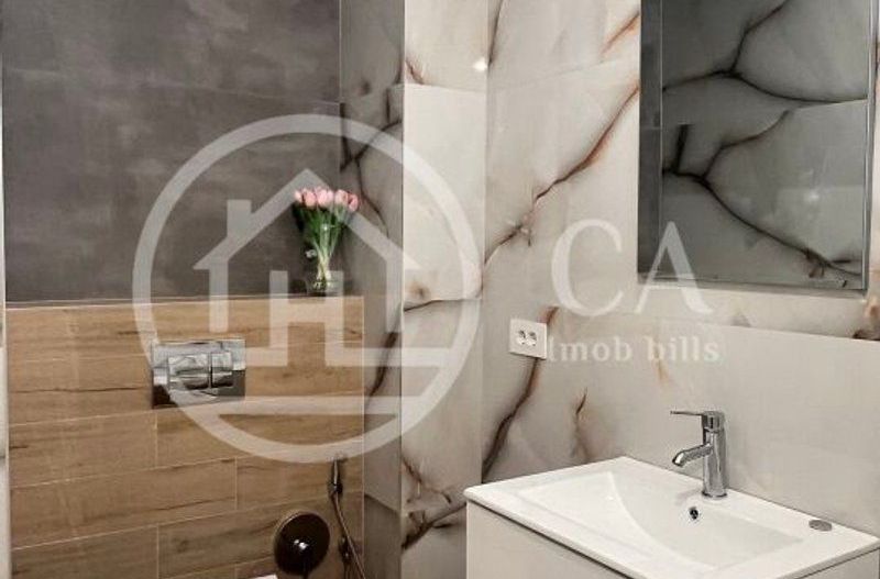 Apartament cu 2 camere de vanzare in Prima Arena Oradea - Poză 8
