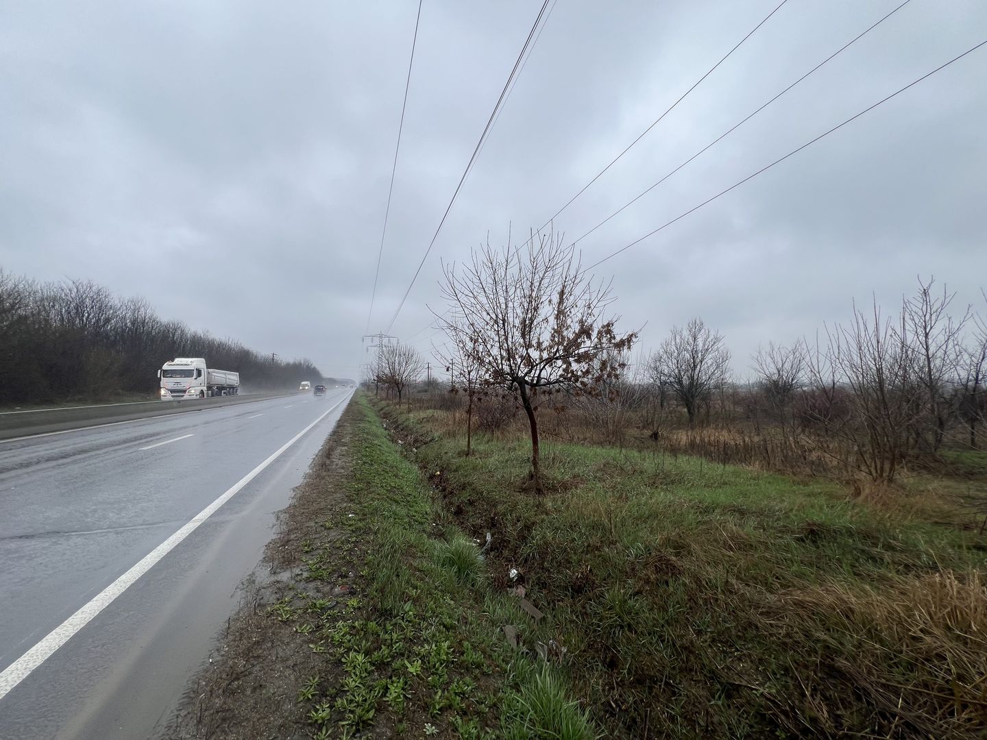 Teren la DN7 - ideal investitie (Benzinarie, spalatorie, hala) - Poză 1