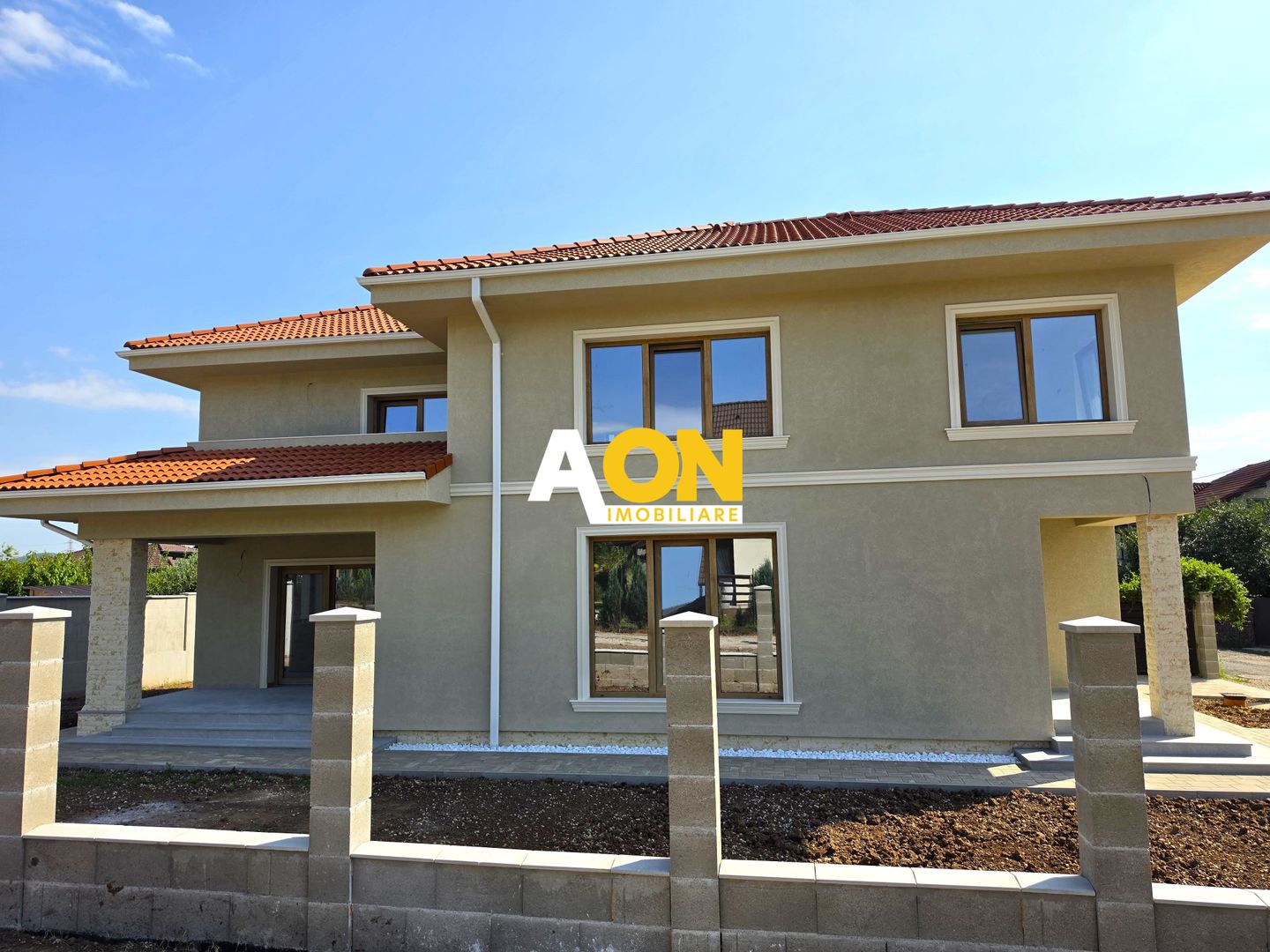 Casă premium, semifinisată, 5 camere, 3 băi, 411 mp teren, Cetate - Poză 2