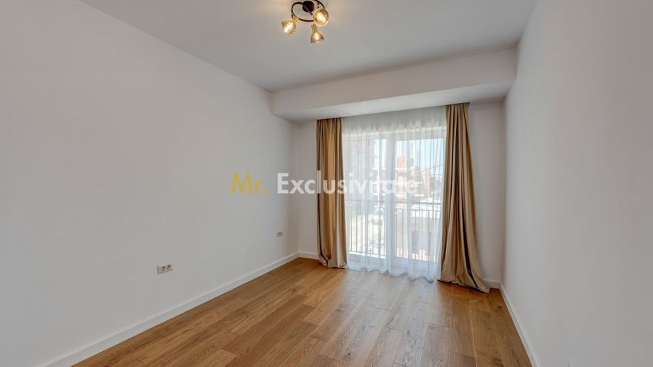 Vila Otopeni central, 222 mp cu gradina - Poză 18