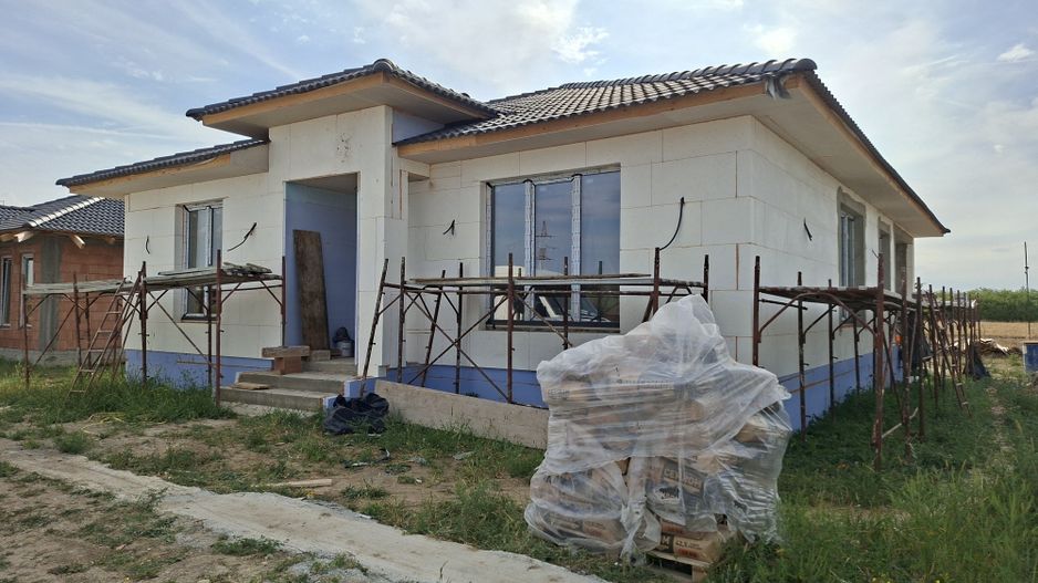 BRASADAS vinde casa individuala tip PARTER cartierul MARCUS. - Poză 1