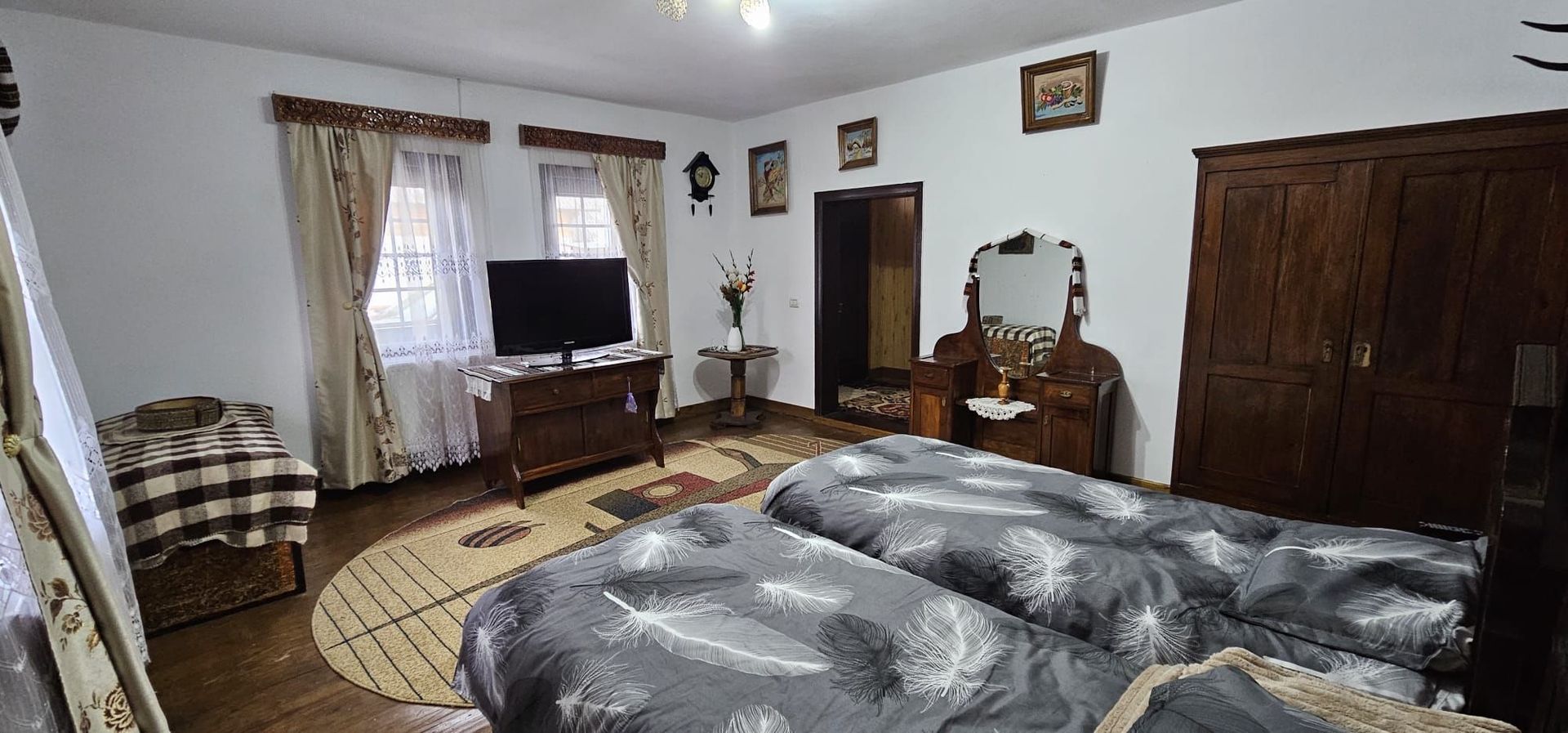 Cazare in Bucovina, Gura Humorului, 400 lei/noapte/toata casa - Poză 11