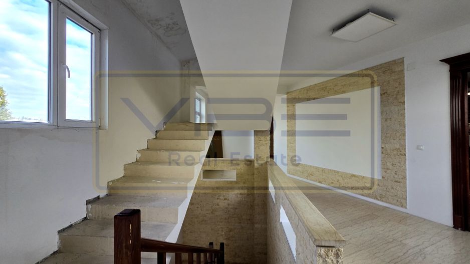 Spatiu comercial/ Showroom/ Productie- 225mp/ 450 mp - Central- Podu Ros - Poză 2
