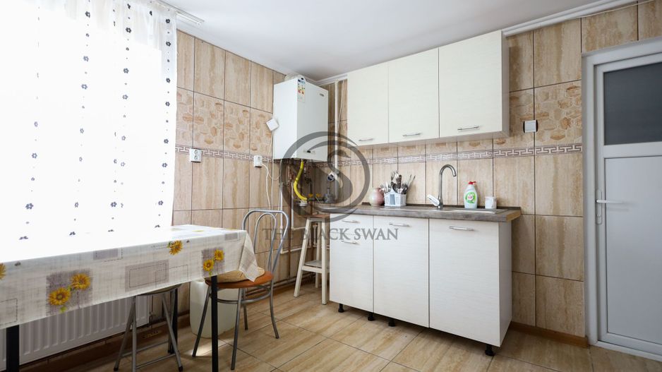 Casa cu 5 camere de vanzare | Berceni, Prahova | Comision 0% - Poză 18