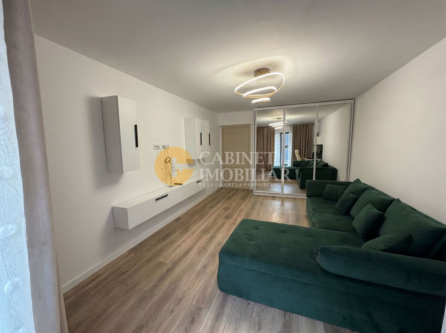 2 CAMERE DECOAMNDAT--TERASA ACOPERITA+GRADINA-- ZONA LAC REDIU - Poză 2