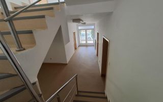 Casa D+P+2 E Elisabetin-Balcescu 7 locuri de parcare birouriclinicaetc - Poză 11