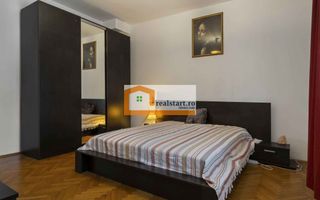 Langa Metrou, curte proprie 200mp, Garaj, 3 camere, centrala, pet friendly - Poză 5