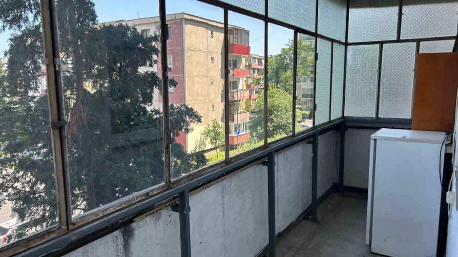 De inchiriat! apartament 3 camere decomandate zona BIG - Poză 13