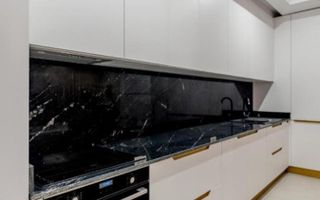 Apartament premium cu gradina - Poză 2