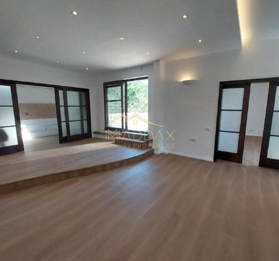 Vanzare 5 camere/PENTHOUSE PREMIUM KISELEFF /Stil Art Deco-Bauhaus/ Terasă 24 m - Poză 1