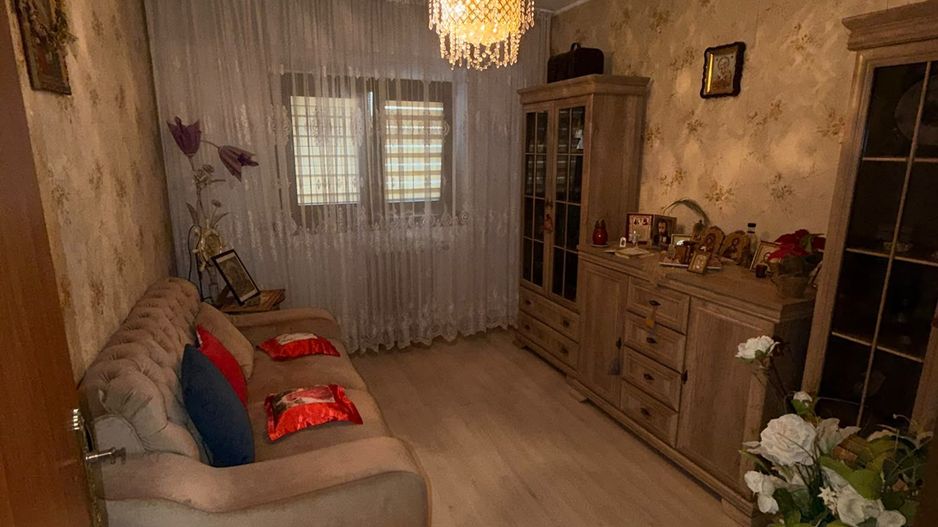 Apartament 4 camere de vanzare Crangasi - Poză 13