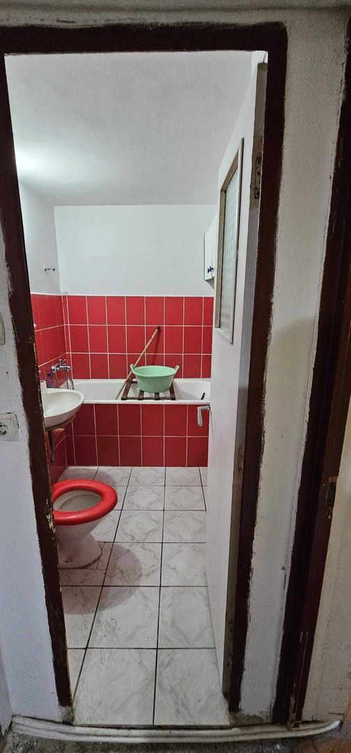 BRASADAS vinde ap 2 cam Carpati2 etaj 4/4. - Poză 1