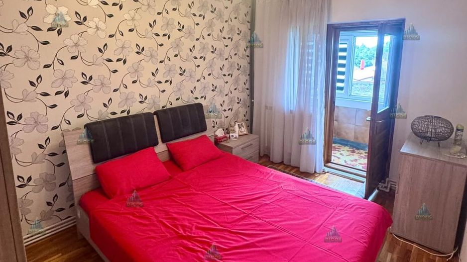 Apartament 3 camere de vânzare – Zona Valah - Poză 5