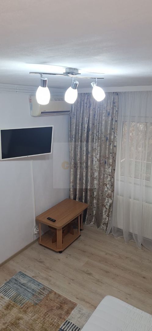 Garsoniera | 1982 | Centrala Proprie | Gorjului - Poză 1