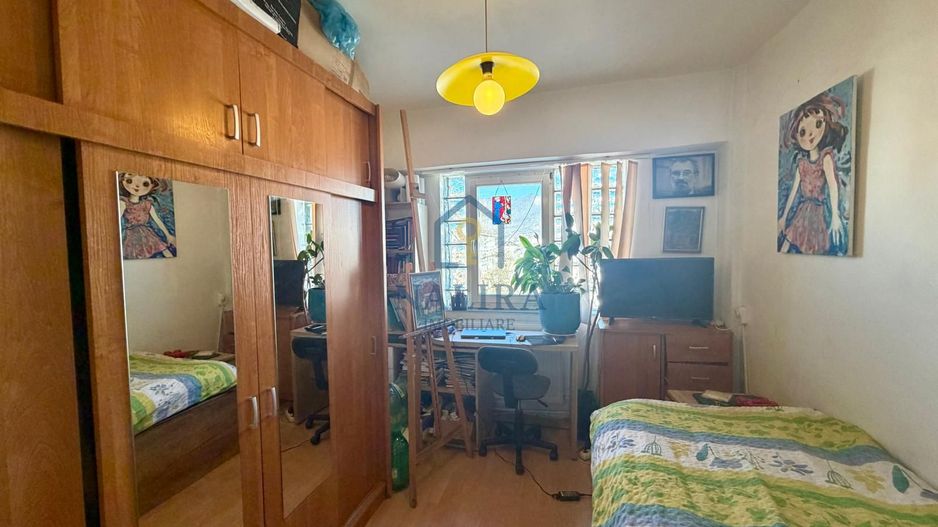 Apartament cu 3 camere de vânzare + garaj - Poză 6