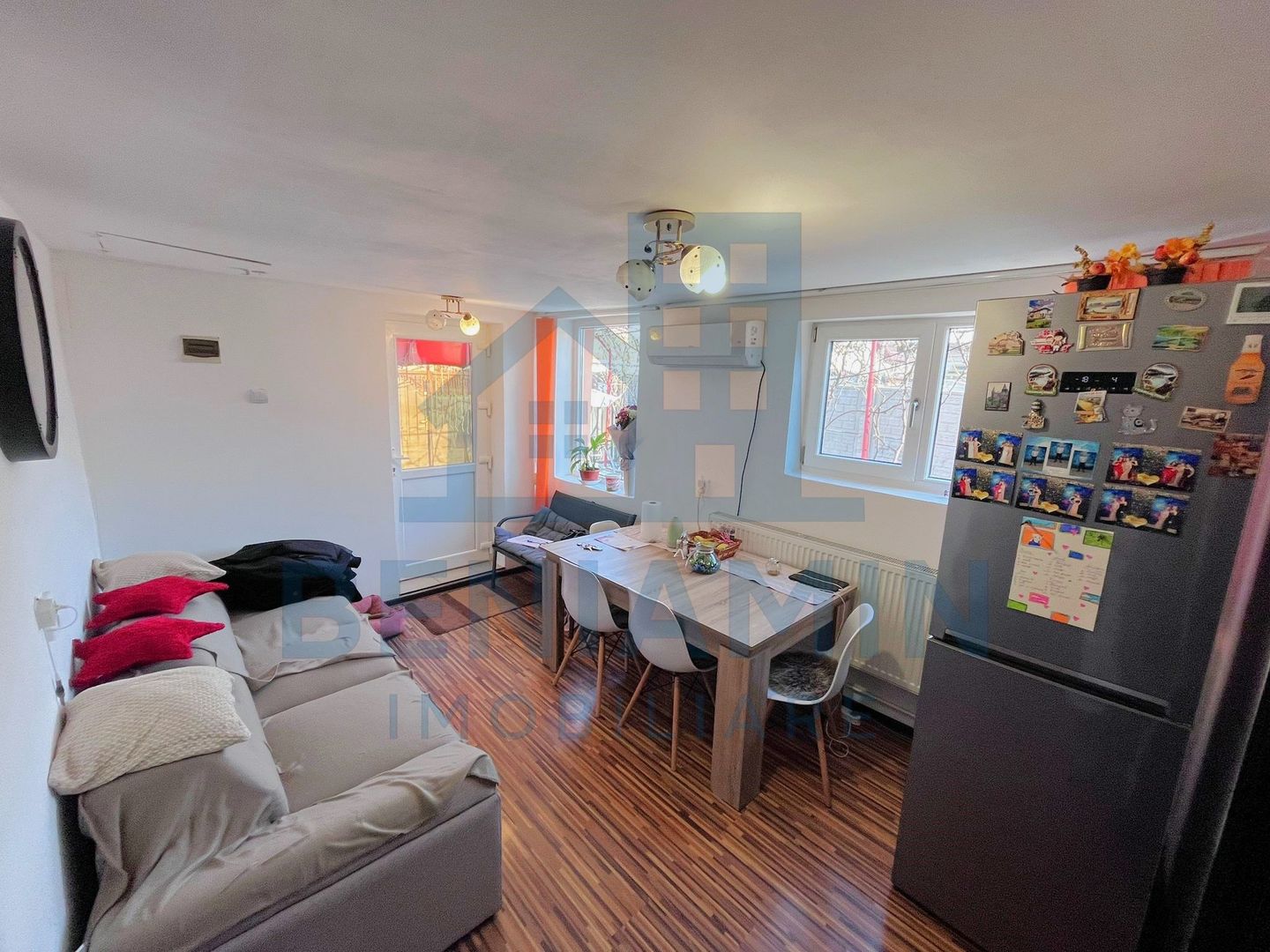 Casa mobilata utilata Brestei Promenada renovata 184mp teren - Poză 1