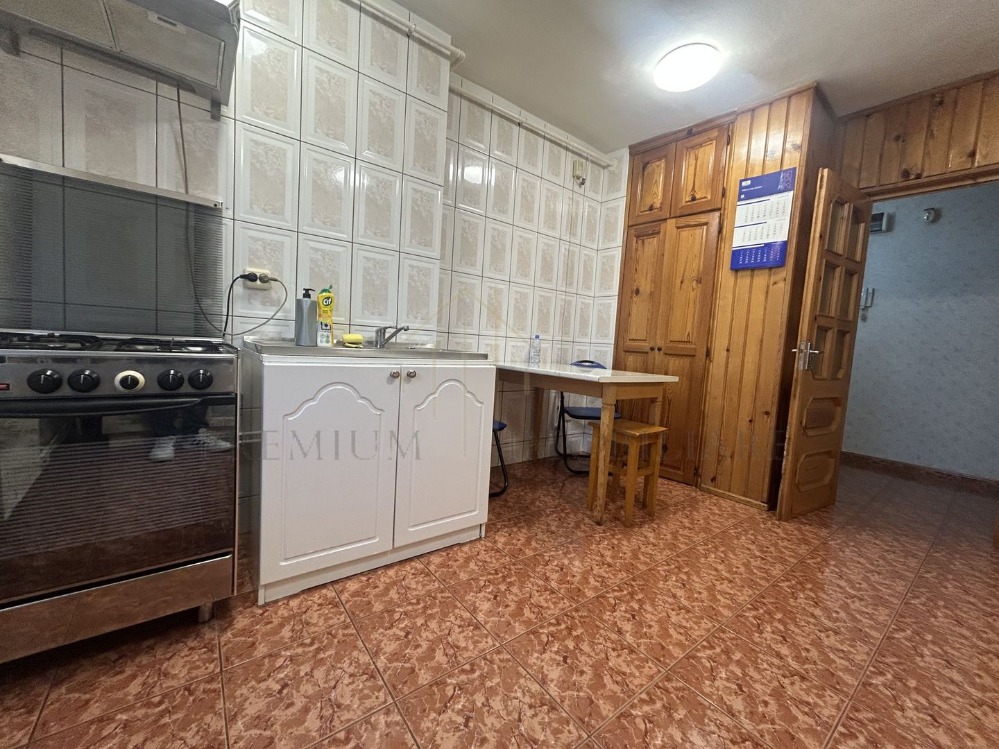 Apartament 3 camere zona de jos - Poză 9