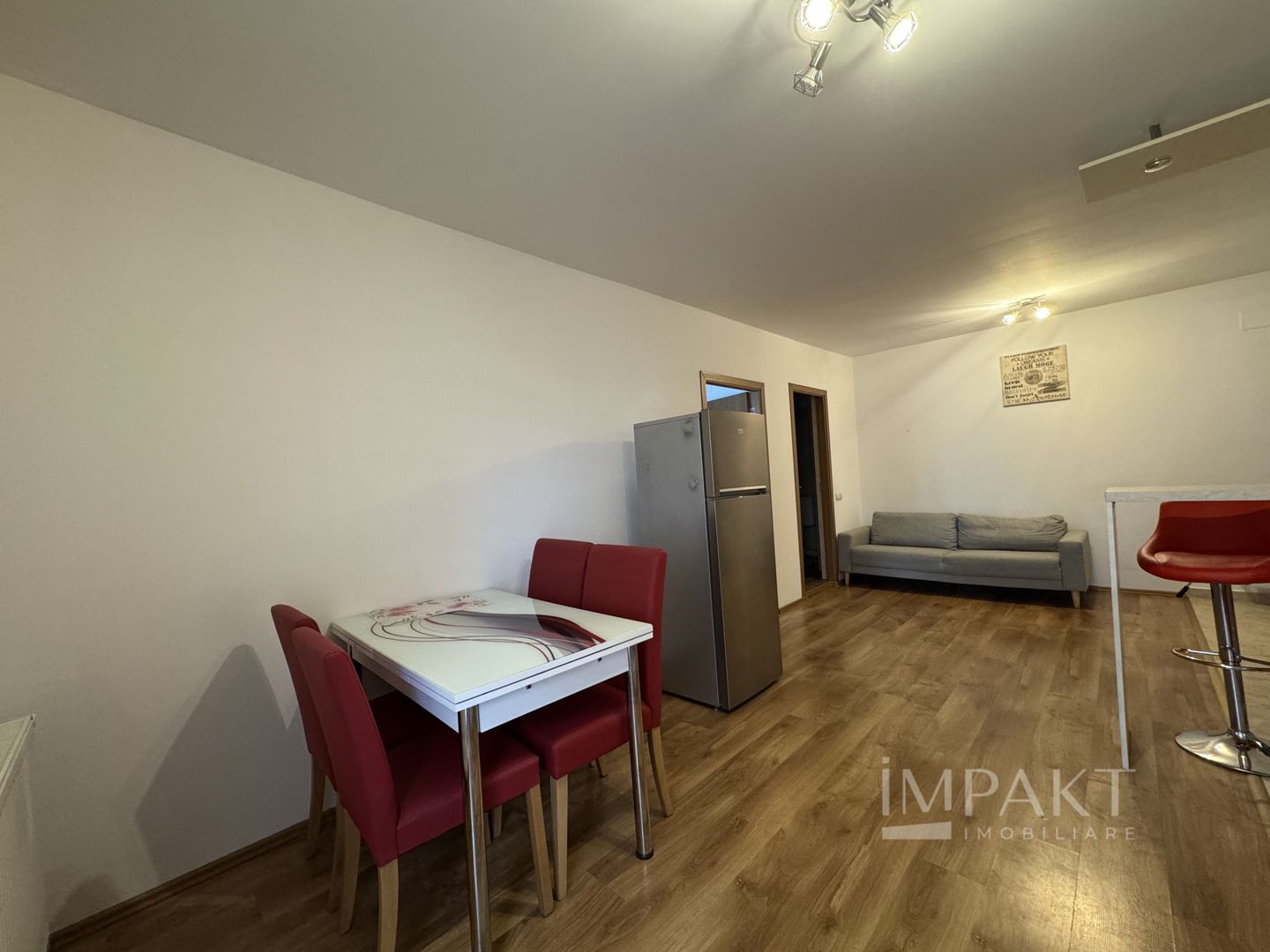apartament spatios 2 camere de inchiariat in floresti eroilor parcare. - Poză 3