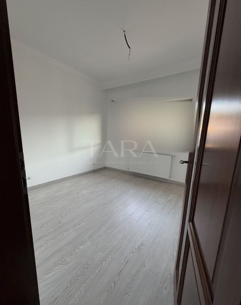 Casă tip duplex, modernizată integral, în zona Terra – Florești. - Poză 1