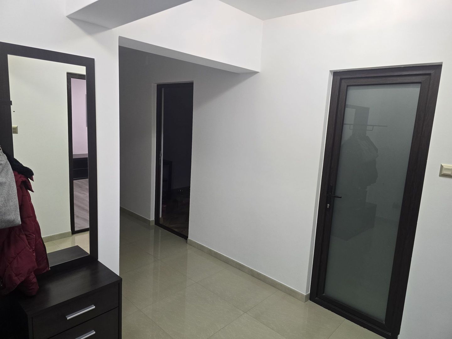 Acasă, în inima orașului – 3 camere renovate, liniște, comfort total - Poză 6