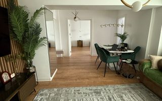 Vanzare Apartament 3 Camere Stradal Bulevardul Unirii - Poză 15