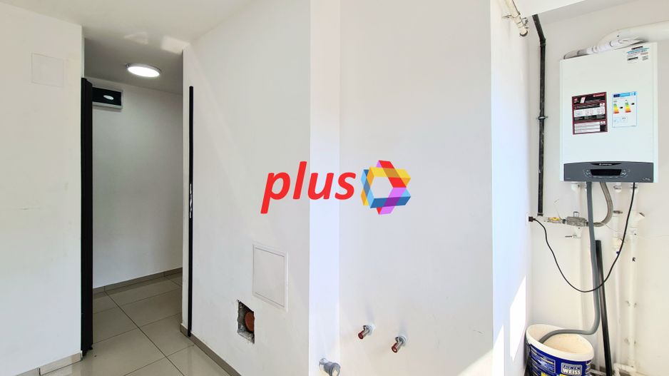 Spatiu comercial cu vad de închiriat Brasov - 106 mp  # plus-imo.ro - Poză 6