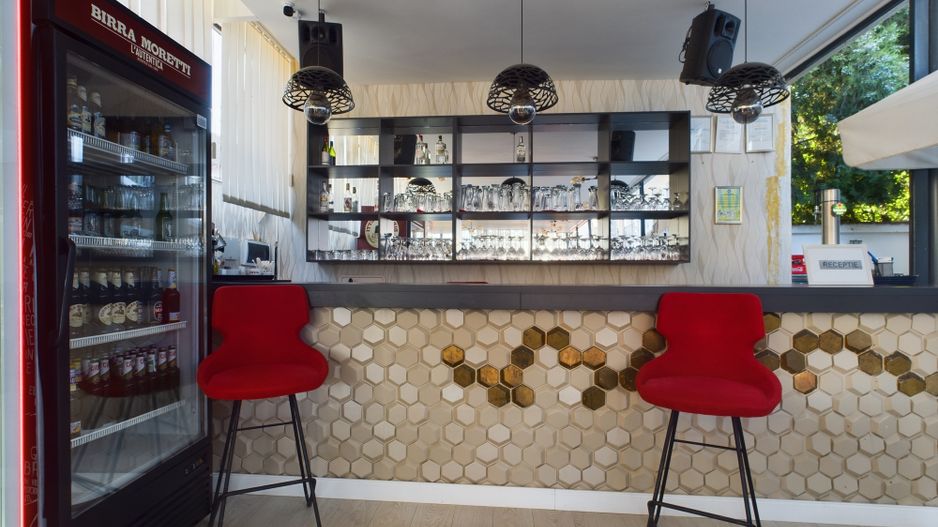 Afacere la Cheie - Hotel 3 Stele în Mamaia Nord - Poză 5
