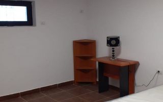 Garsoniera de inchiriat – Zona Centrala / Gara – 200 euro - Poză 3