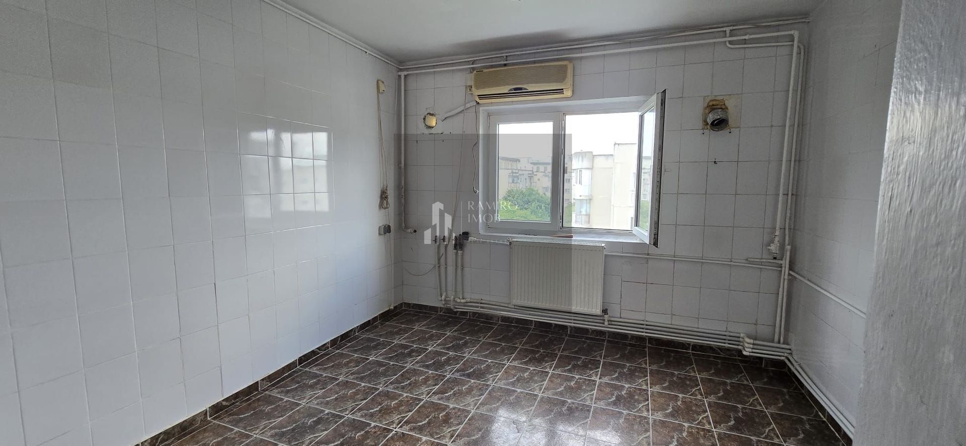 Apartament 3 camere 600 metri METROU BRANCOVEANU/CENTRALA - Poză 6