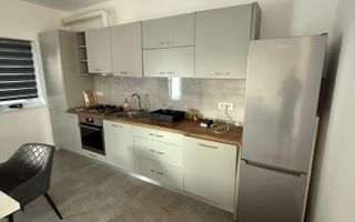 Locuinta cu 3 camere, curte si 2 locuri de parcare - Poză 4