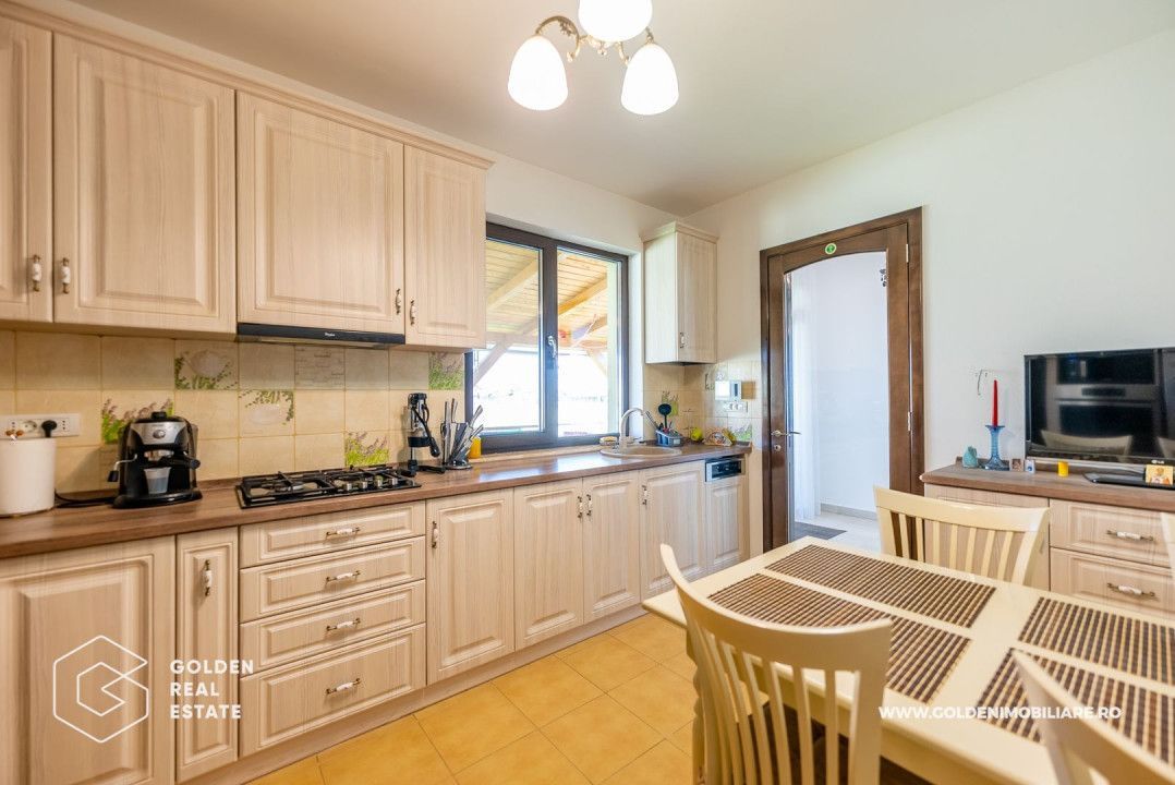 Vilă de lux în localitatea Livada - Poză 7