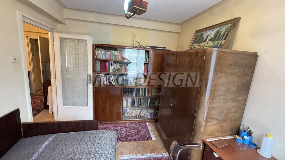 2 camere etaj 1 zona Complex langa Facultatea de Drept - Poză 4