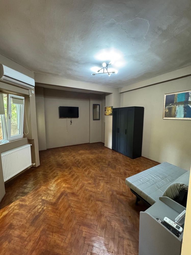 Garsonieră modernă, ultracentrală–ideală pentru locuit, birou sau regim hotelier - Poză 7