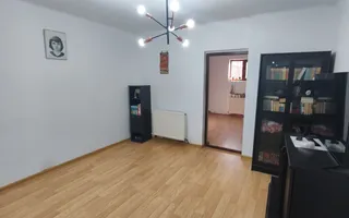 Casa Vanzare Giulesti 4 camere - Poză 12