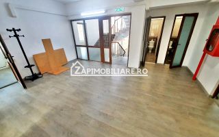 Spatii birouri,recent renovate si mobilate - Poză 4