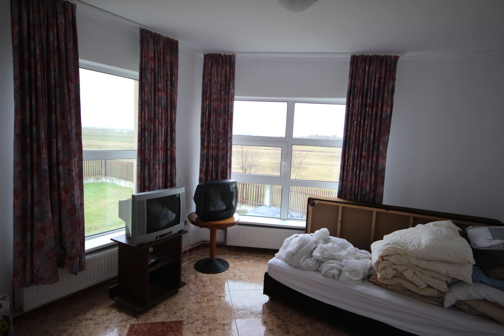 Vila  destinatie camin batrani - Poză 8