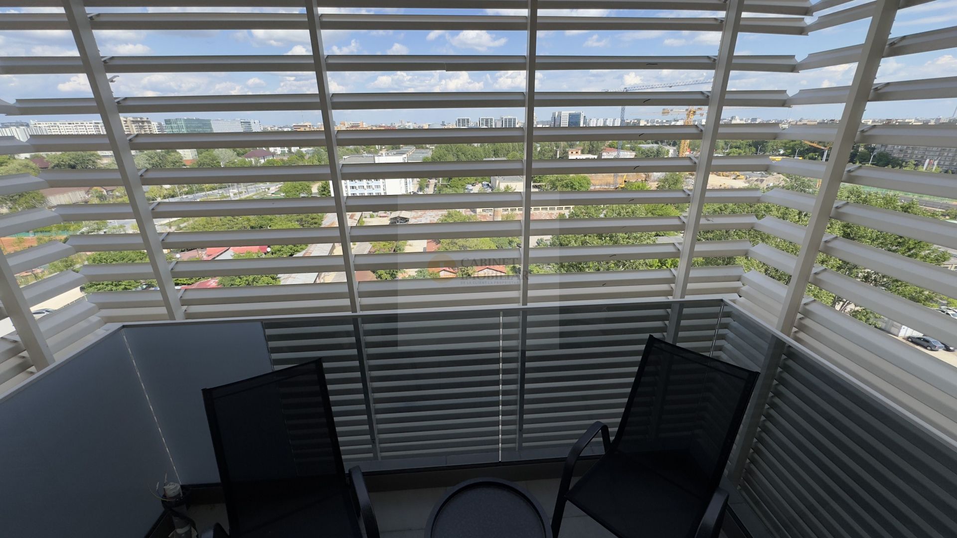 2 camere decomandat | Mobilat și utilat lux | Vedere panoramica - Poză 5