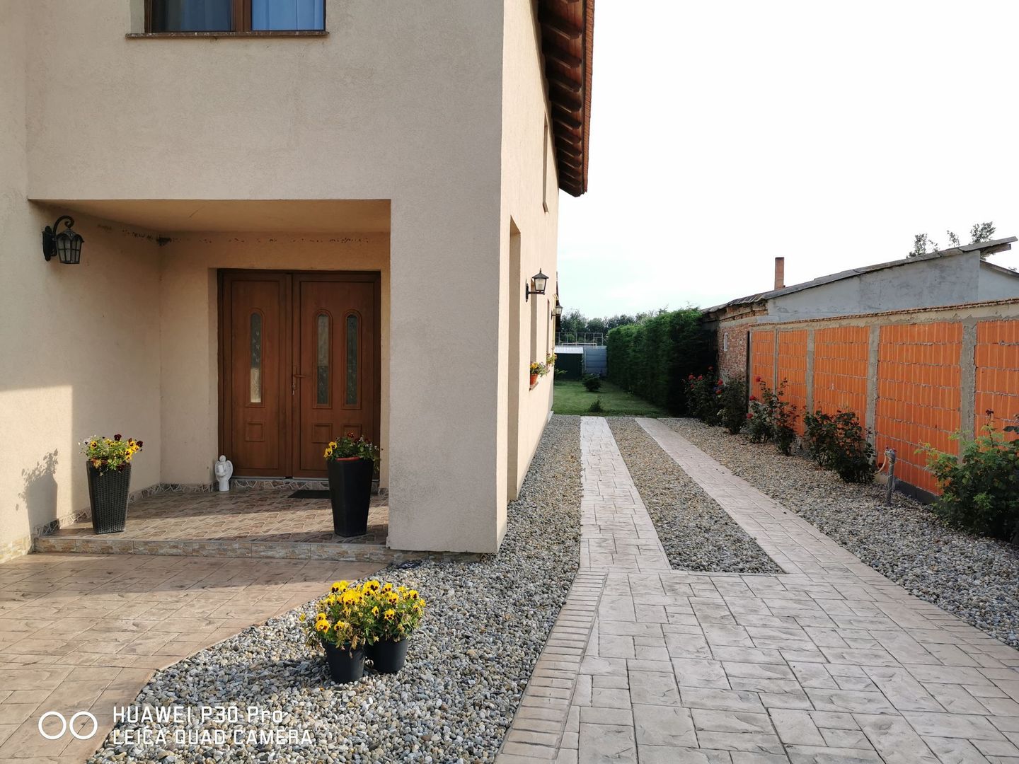 Ag EUROPA vinde casa NOUA 350mp în Odoreu cu 6 cam teren 9ari. - Poză 1