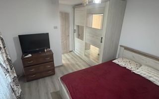 Casă de vânzare – Strada Crinului - Poză 12