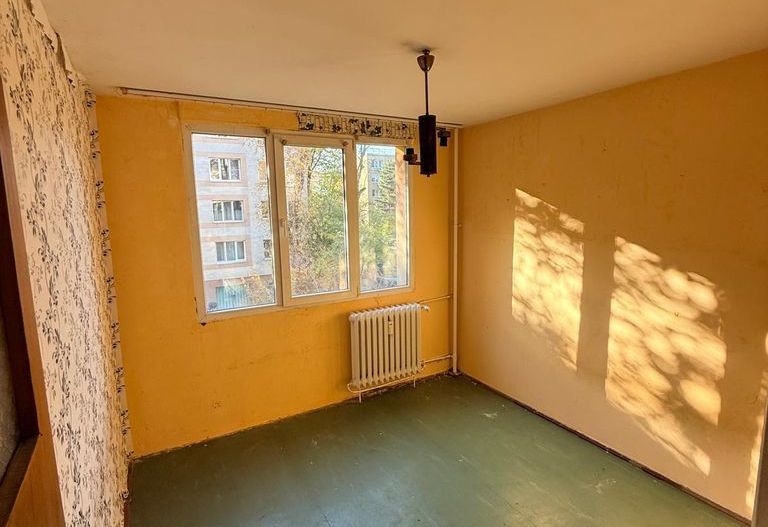Vânzare apartament 3 camere, decomandat, etaj 1/4 – 66,79 mp + boxă – Drumul Tab - Poză 8
