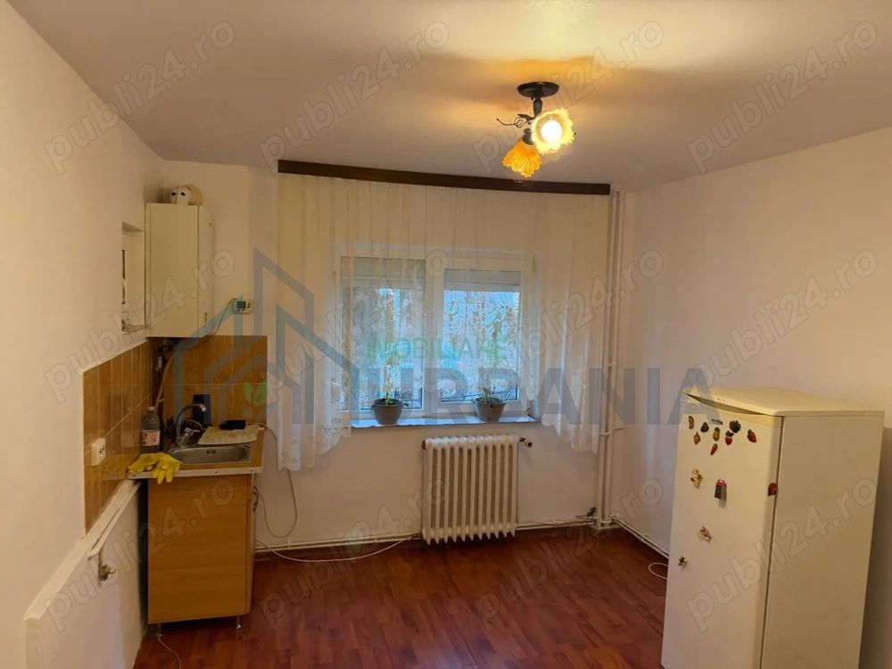 # De vanzare garsoniera recent renovata in zona Galata - Poză 1