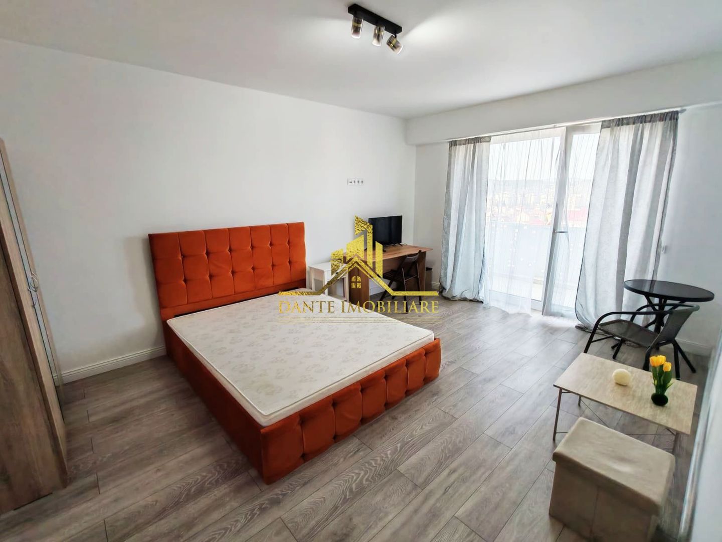 1 camera, decomandat, TOTUL NOU, modern, bloc nou, balcon, Zorilor - Poză 1