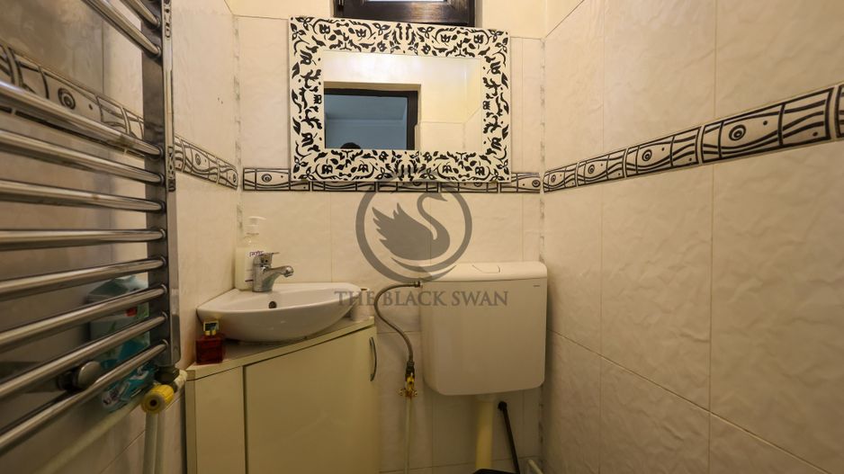 Casa 6 camere de vanzare | Salon Infrumusetare | Ploiesti, COMISION 0% - Poză 16