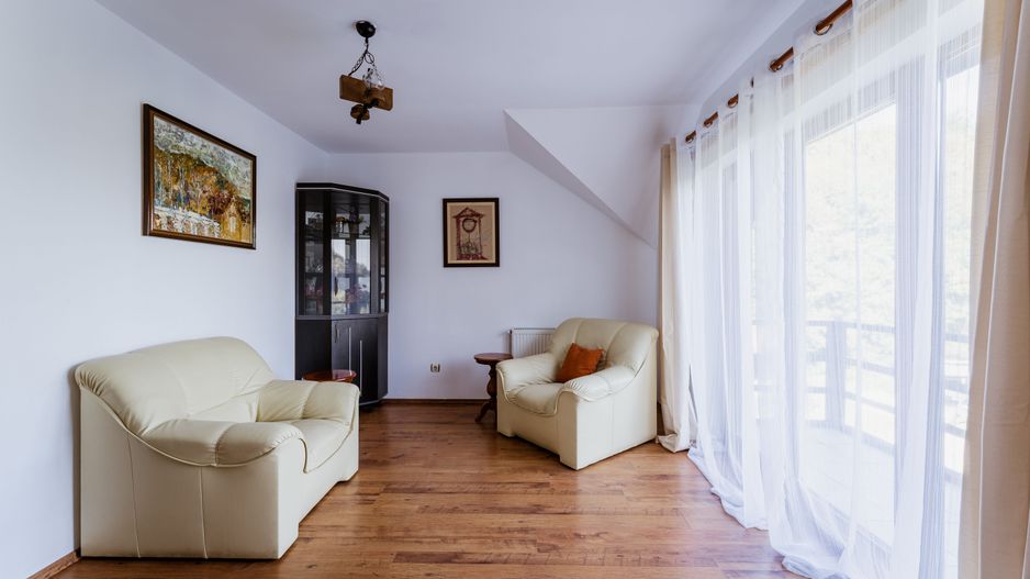 Domeniu în satul Căprioara - Poză 39