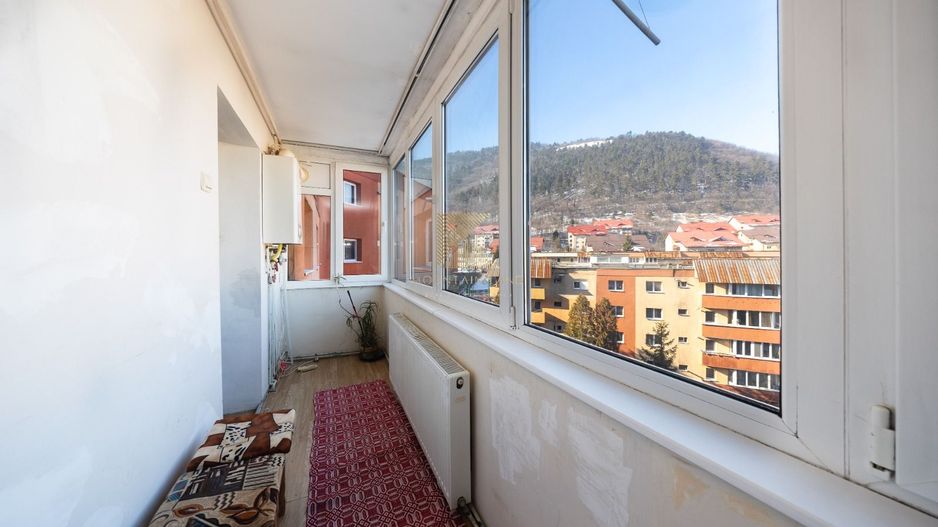 Apartament 3 camere, vedere superbă, Răcădău, str. Carpenului - Poză 6