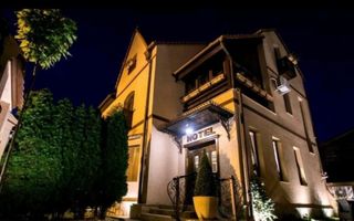 Hotel Boutique Resort 5 stele de vanzare in Sibiu - Poză 3