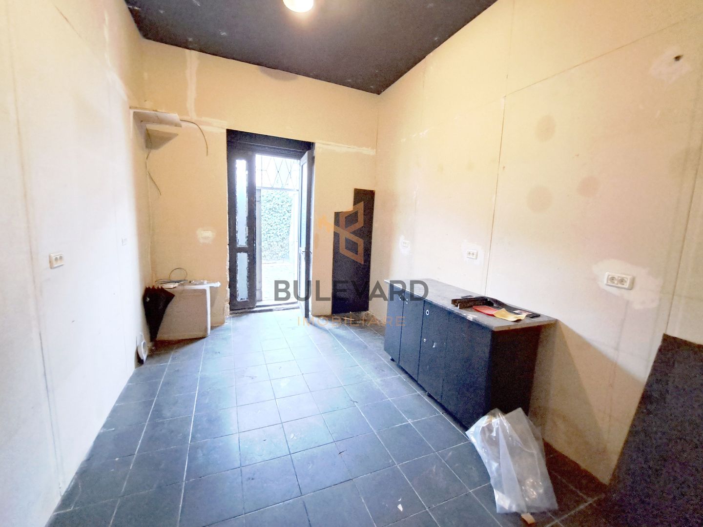 Spatiu comercial si alimentatie publica in zona ultracentrala - Poză 4