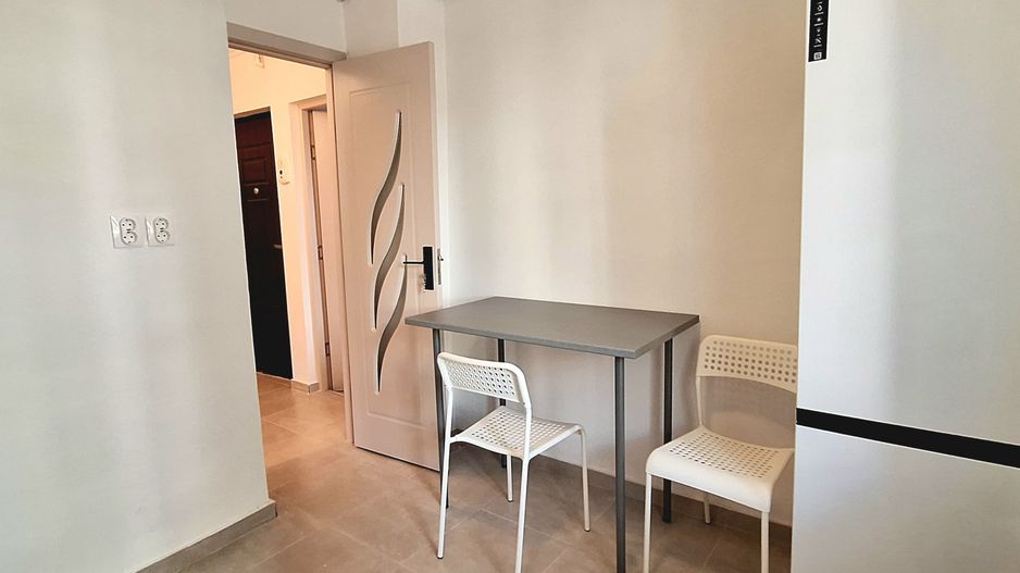 Apartament renovat la prima inchiriere - Poză 15